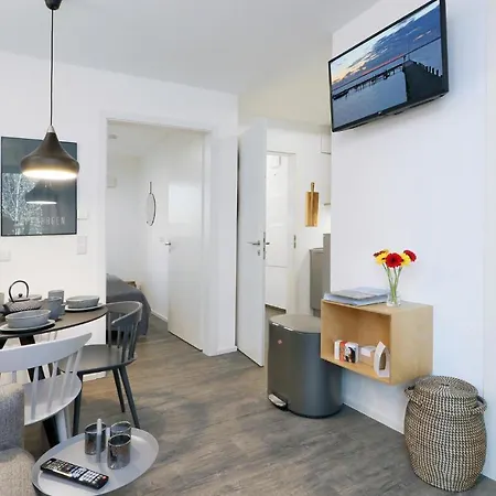 Beautiful In Lembruch-dmmer See With 2 Bedrooms, Wifi And Indoor Swimming Pool Apartamento